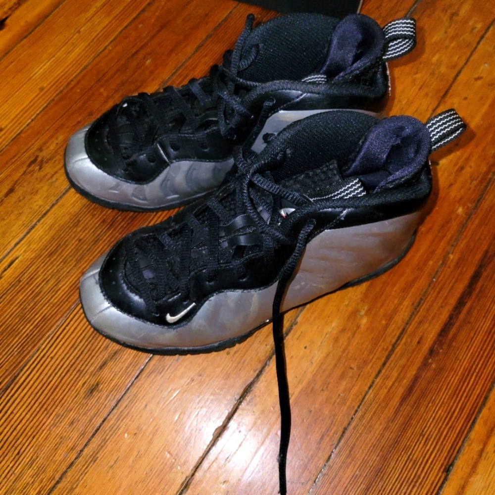Boys Nike Foamposites
